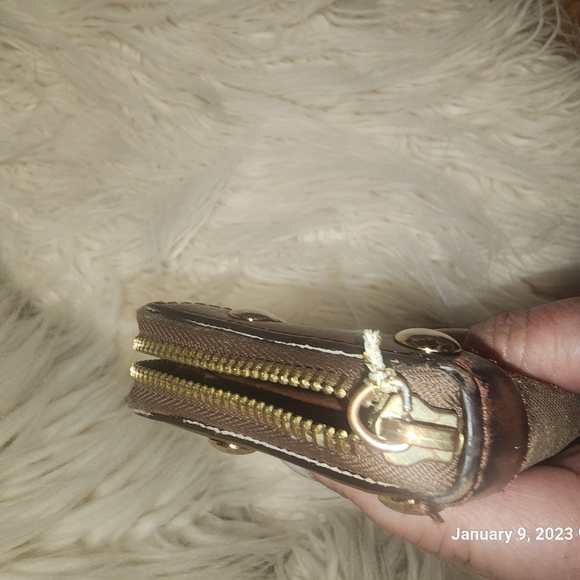 Michael Kors wallet - Picture 6 of 7